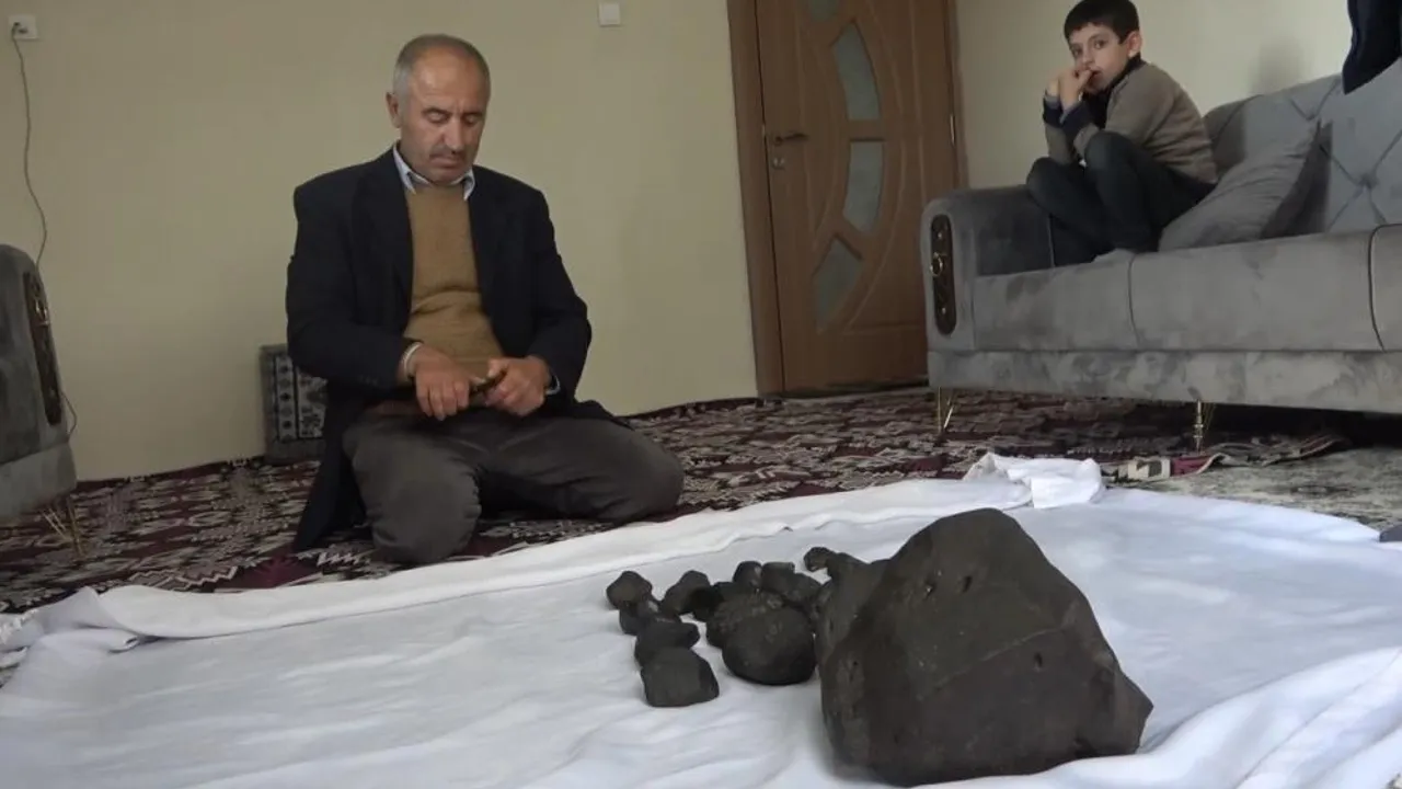 Muş'ta Gök Taşı Bulundu