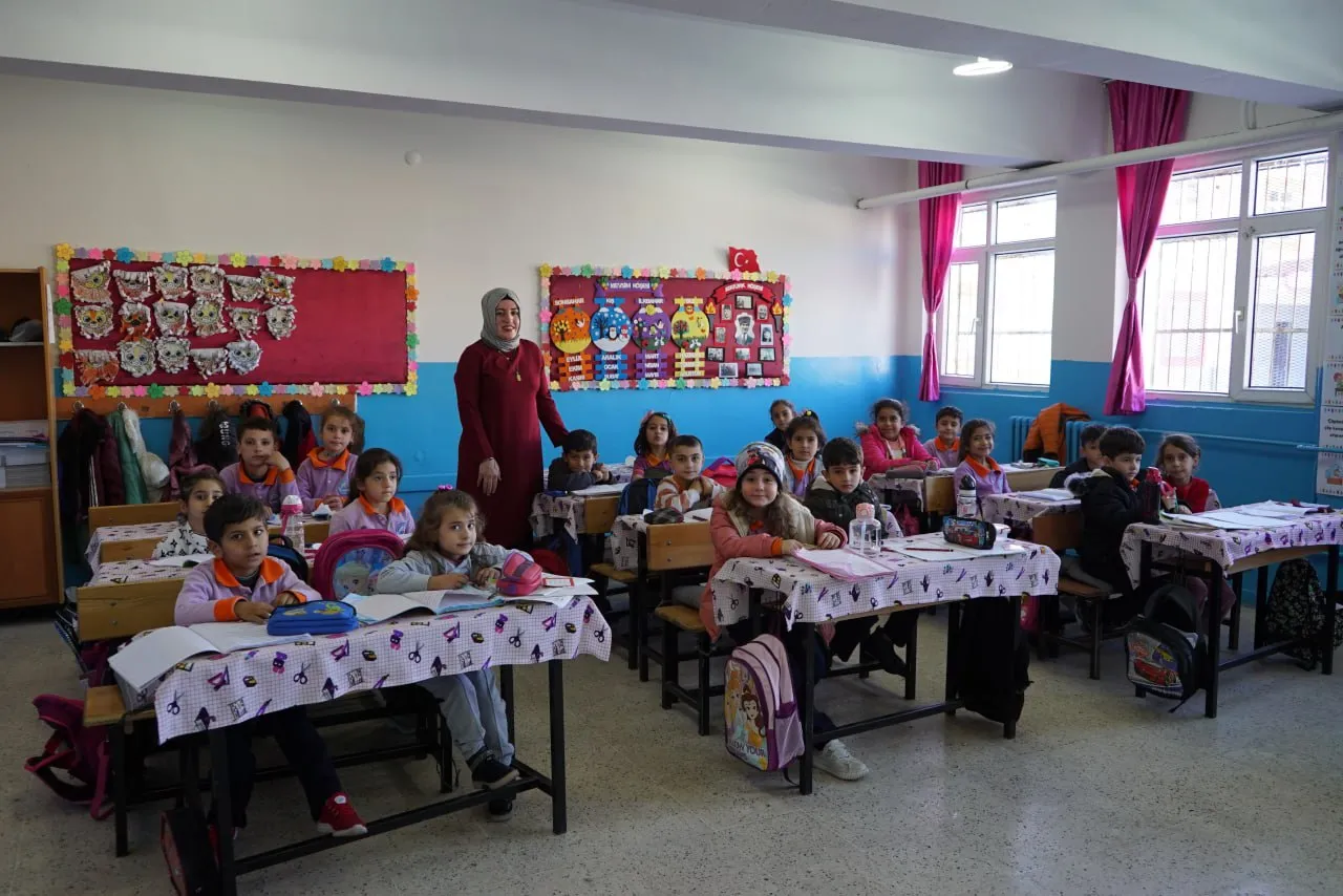 24 Kasım Öğretmenler Günü Kutlu Olsun