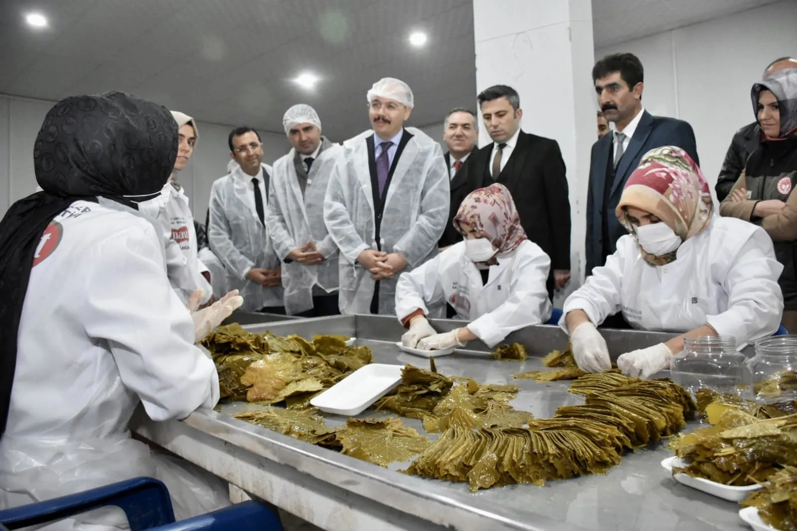 Siirt'te 7 Kadının Bir Araya Gelerek Açtığı Tesis Üretimlerine Devam Ediyor