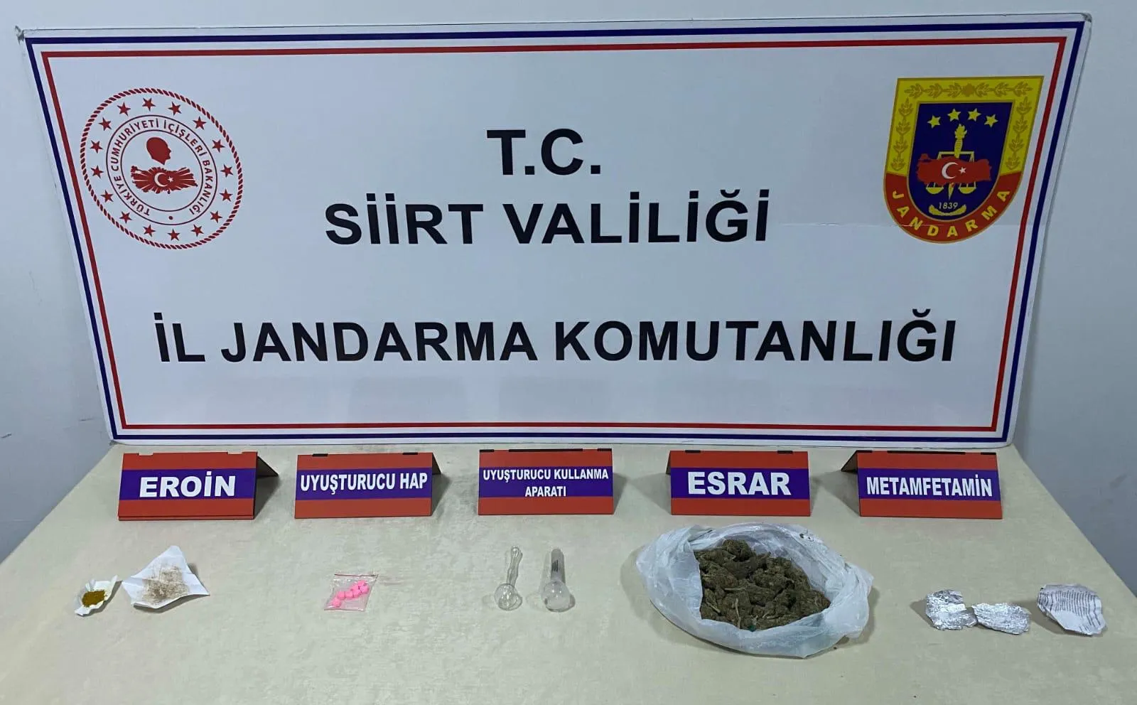 Portakalın İçine Saklanmış Uyuşturucu Yakalandı