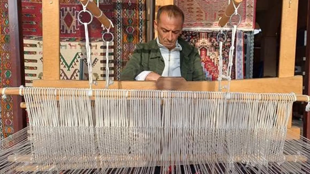 Tiftik Yünler, Kilime Dönüşüyor
