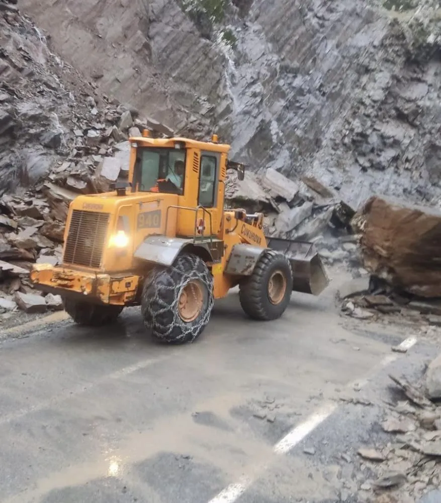 Şırnak Yolunda Heyelan