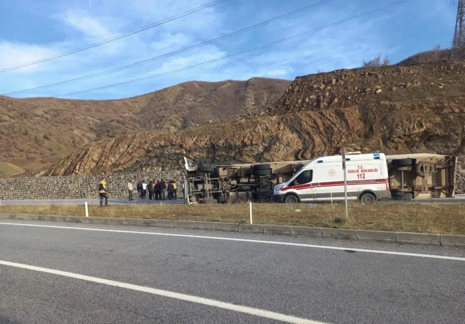 Siirt - Bitlis Yolunda Kaza: 1 Yaralı