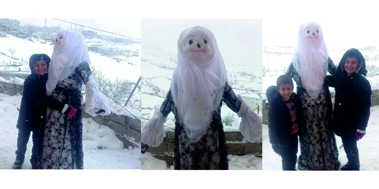 Şırnak'ta Kardan Fistanlı Kadın Yaptılar