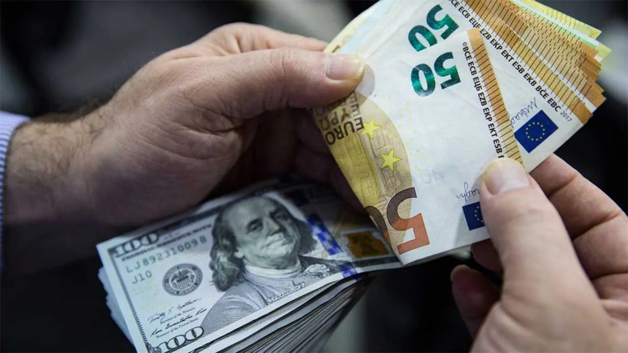 Dolar 30, Euro 33 TL'yi Aştı!