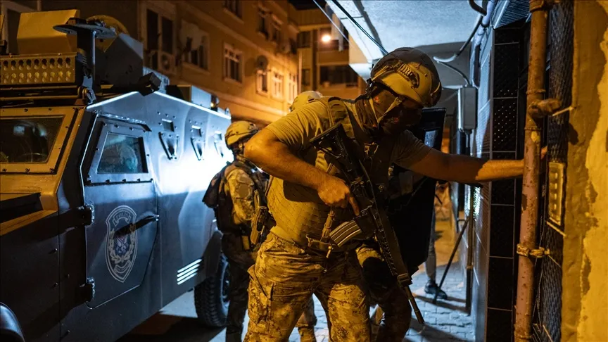 Siirt Dahil 78 İlde Operasyon, 2 Bin Kişi Gözaltına Alındı