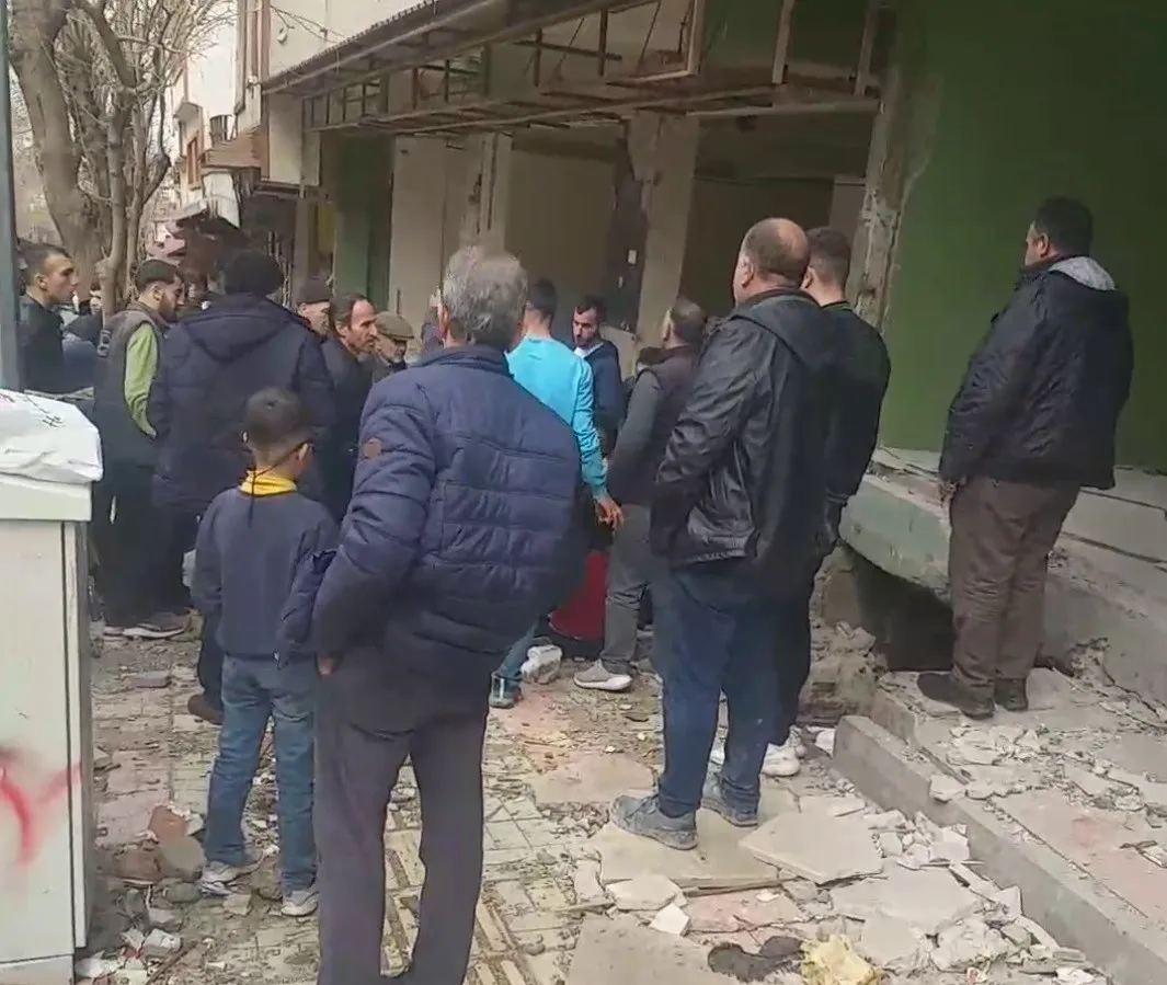 Siirt'te Su Kuyusuna Düşen Çocuk Yaralandı