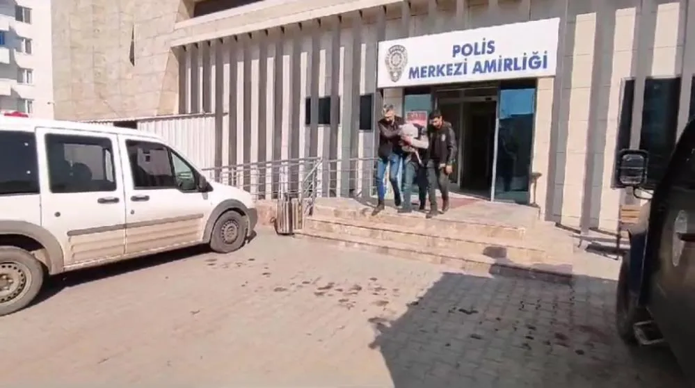 Sanayiden Çaldığı Malzemeleri Satarken Yakalandı