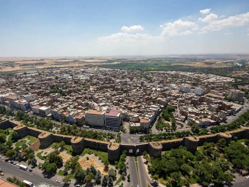 Diyarbakır’dan 50 Bin Kişi Göç Etti