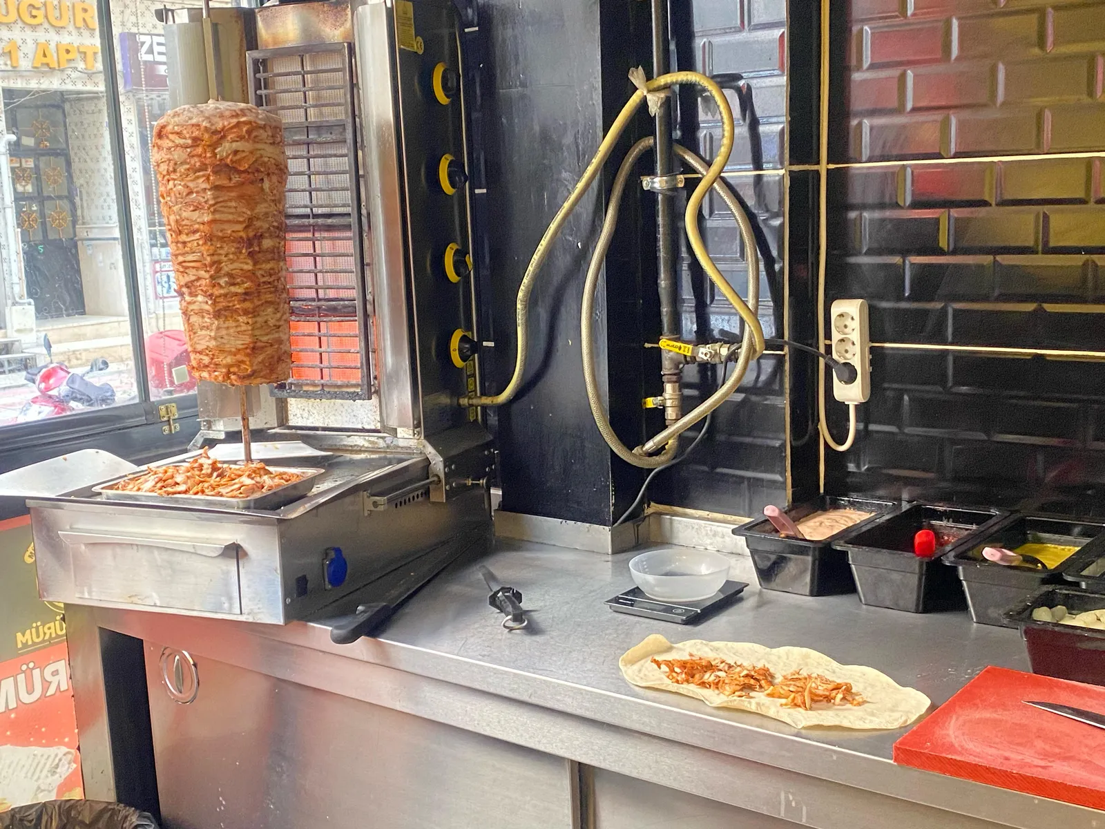 Siirt’te Tavuk Dürümle Kebap Dürüm Yarışıyor