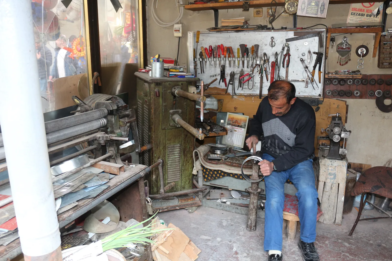 Çırak Olarak Girdiği Dükkanda 40 Yıldır Mesleğini Sürdürüyor