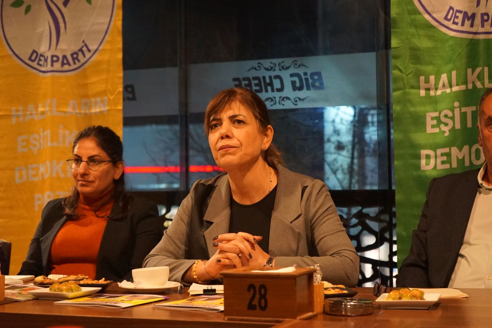 Beştaş'tan Dışardan Getirilen Seçmene 'Oy Kullanmayın' Çağrısı