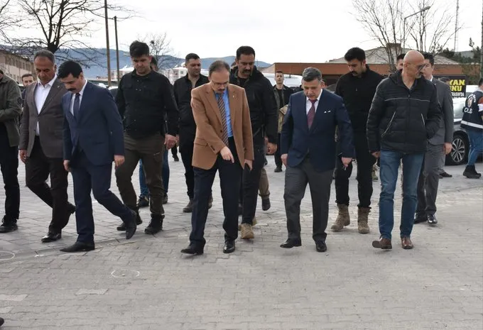 8 Kişinin Yaralandığı Silahlı Kavga Sonrası Siirt Valisinden Açıklama: 5 Gözaltı