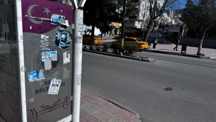Siirt’te Otobüs Duraklarında Görüntü Kirliliği