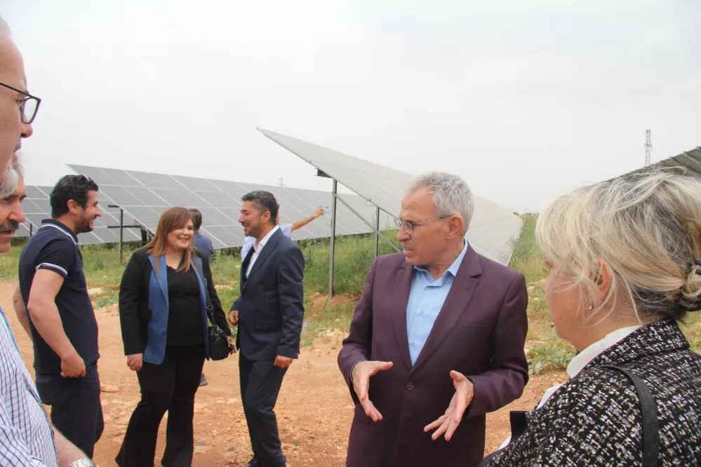 Güneşi Enerjiye Enerjiyi Paraya Dönüştürüyor