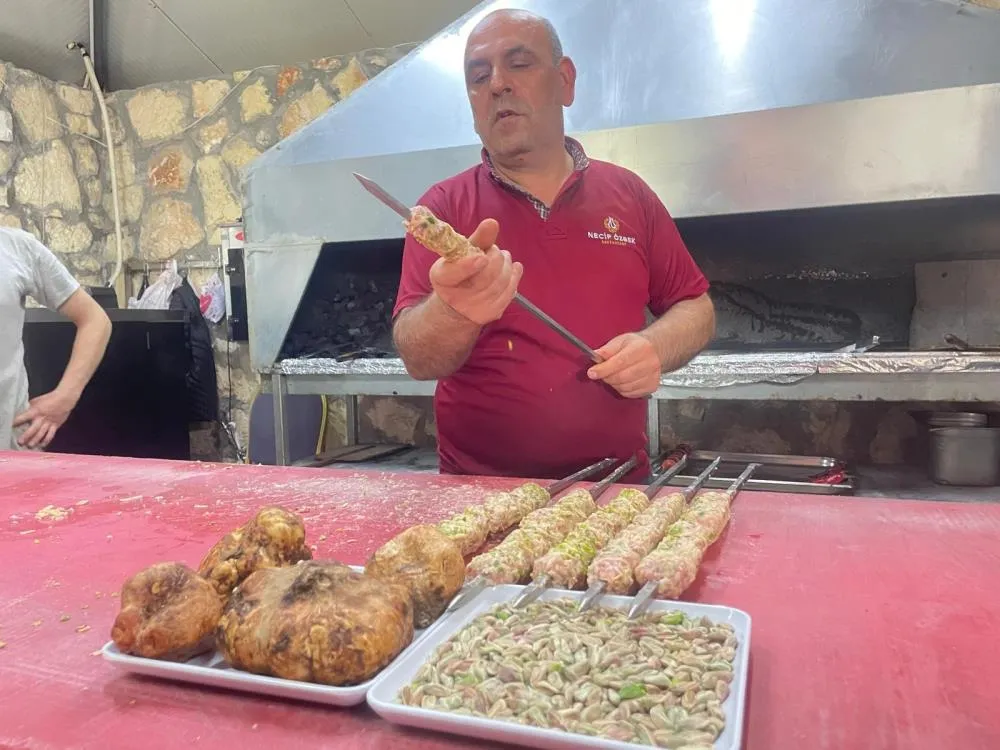 Urfa’da Fıstıklı Keme Kebabı Üretildi