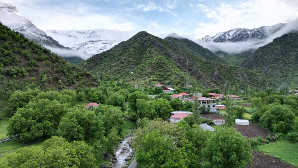 Şırnak’ta Dağlar Beyaza Büründü
