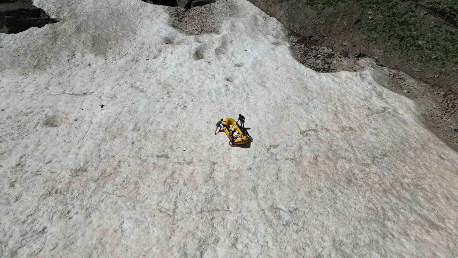 Şırnak’ta Karda Rafting Antrenmanı