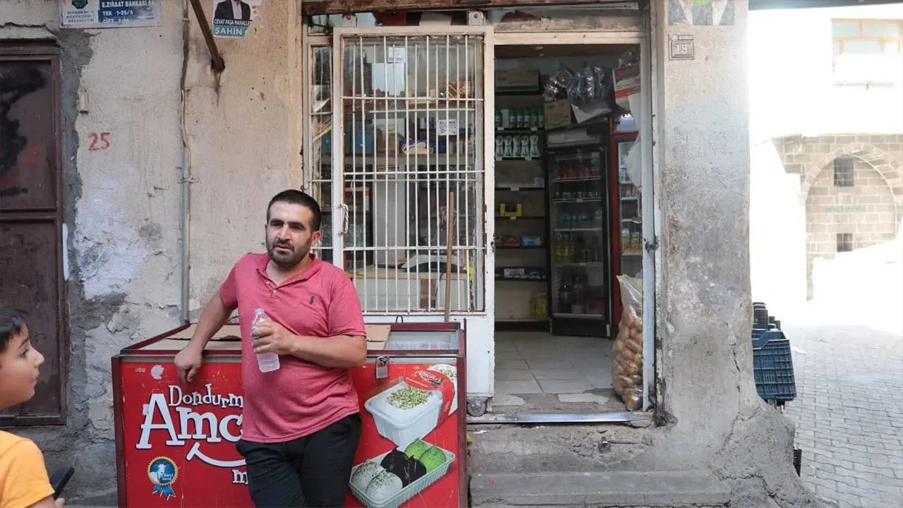 Marketlere Direndiler, Yoksulun Umudu Oldular