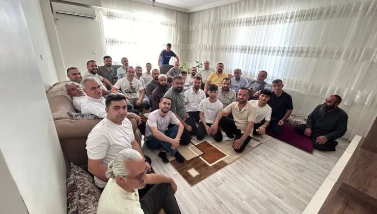 Bayramda Ev Ziyaretleri Devam Ediyor