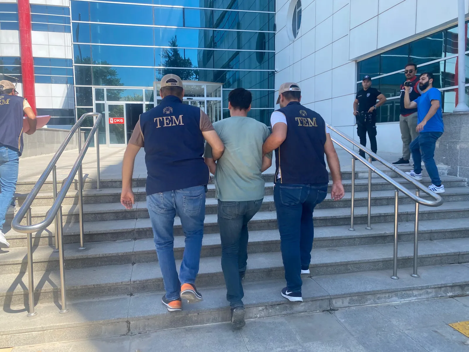 DEM Parti Adıyaman Merkez İlçe Başkanı Tutuklandı