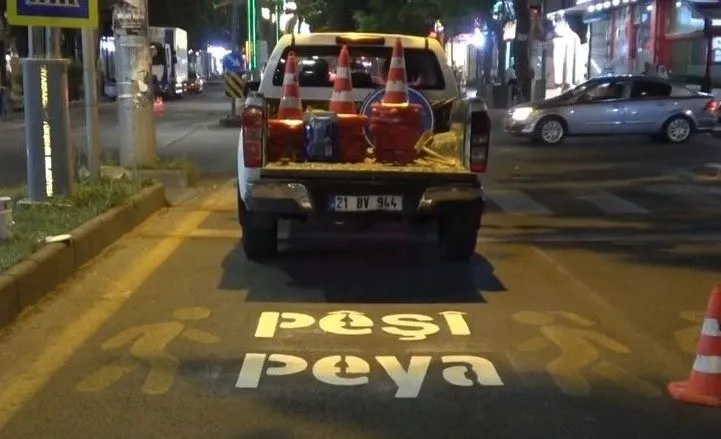 Silinen Kürtçe Uyarılar Tekrar Yazıldı