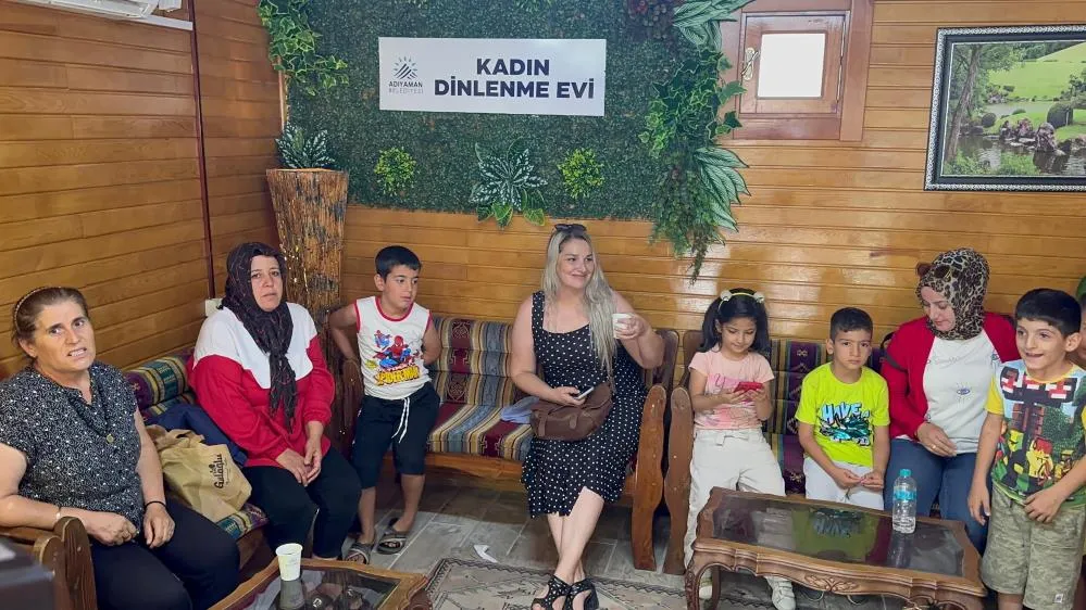 Adıyaman'da Emekli Lokantası ve Kadın Dinlenme Evi Açıldı
