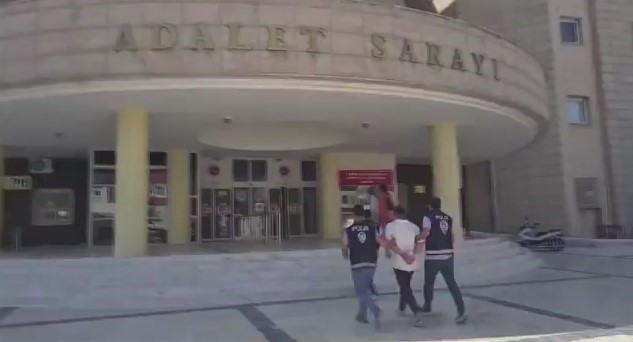 14 Kişiyi Dolandıran Sahte Kamu Görevlisi Tutuklandı