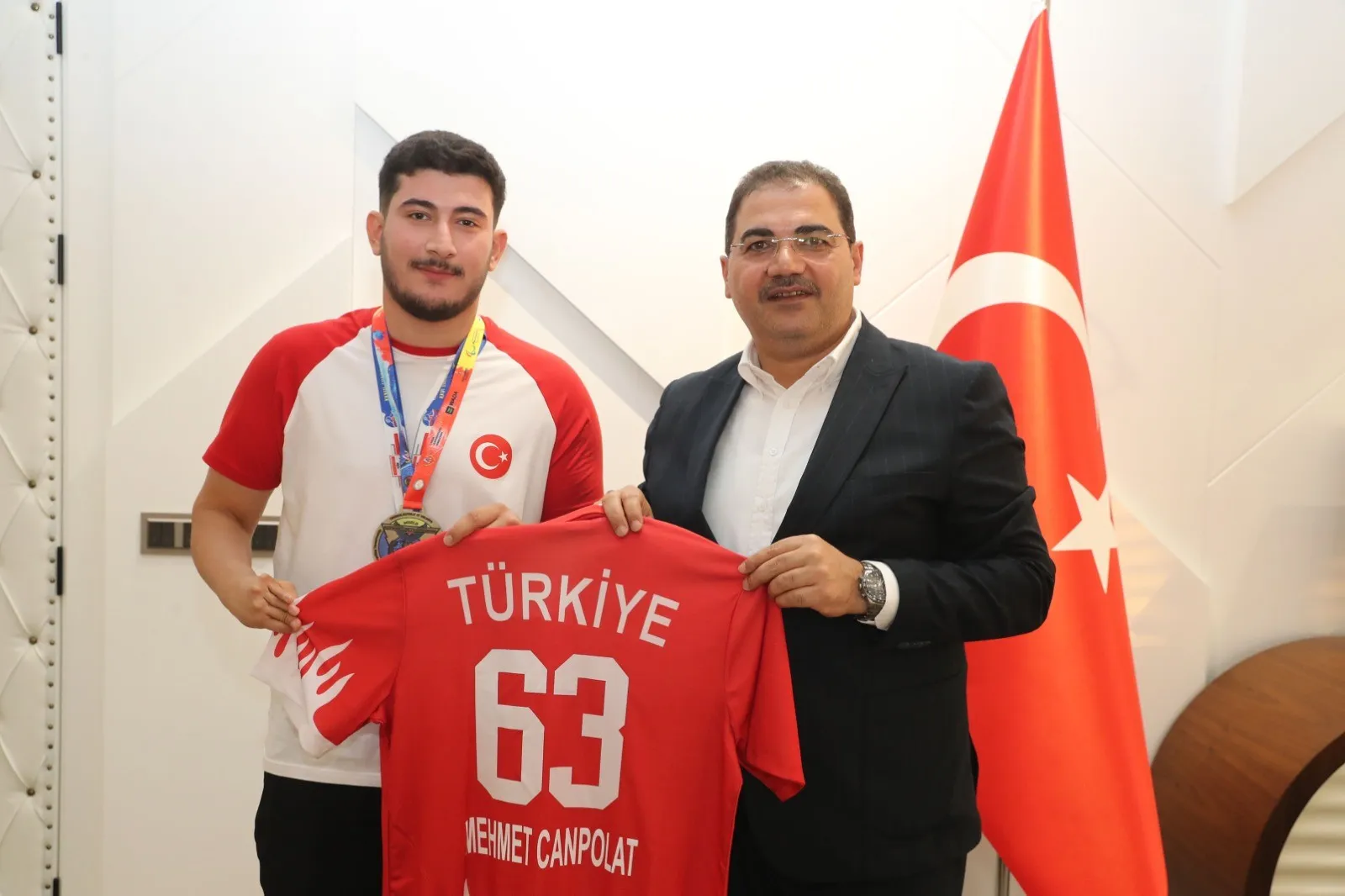 Dünya Şampiyonu Genç Sporcu Antep’e Geldi