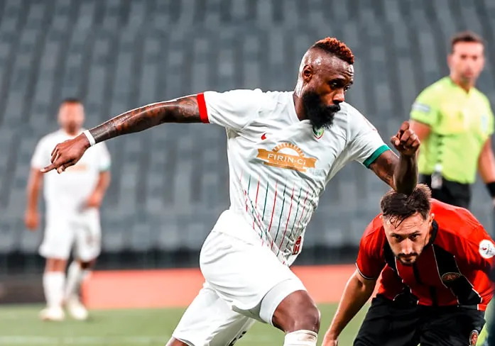 Amedspor İlk Maçından Beraberlikle Döndü