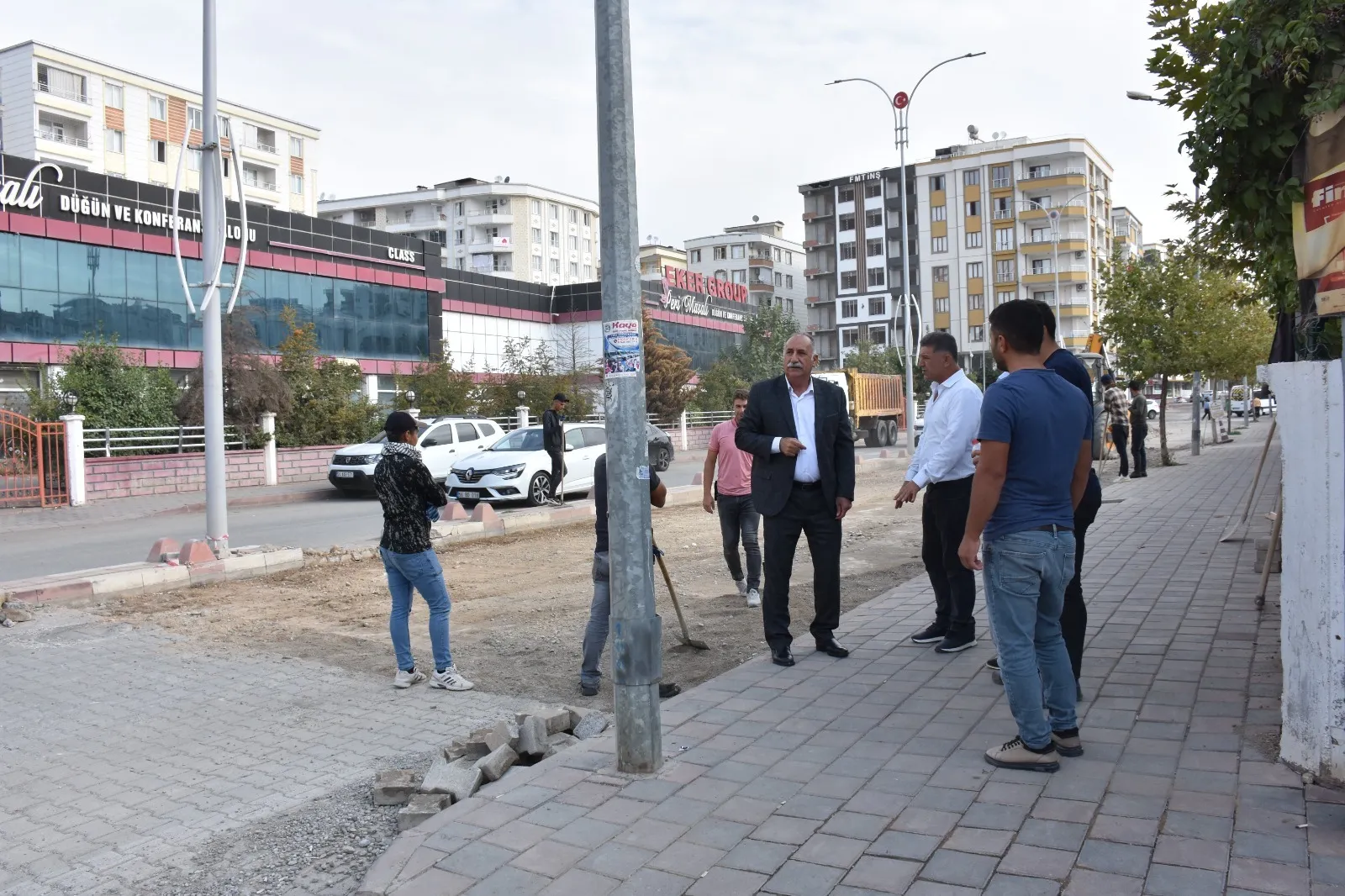 Haberimiz Üzerine Belediye Harekete Geçti! Siirt Belediyesi Parke Protestosuna Yanıt Verdi