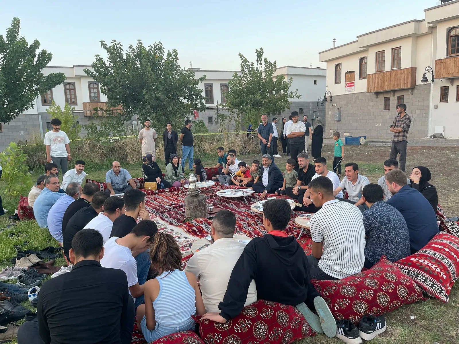 Sezai Karakoç Hatırasına Gençler Kitaplarıyla Bir Araya Geldi