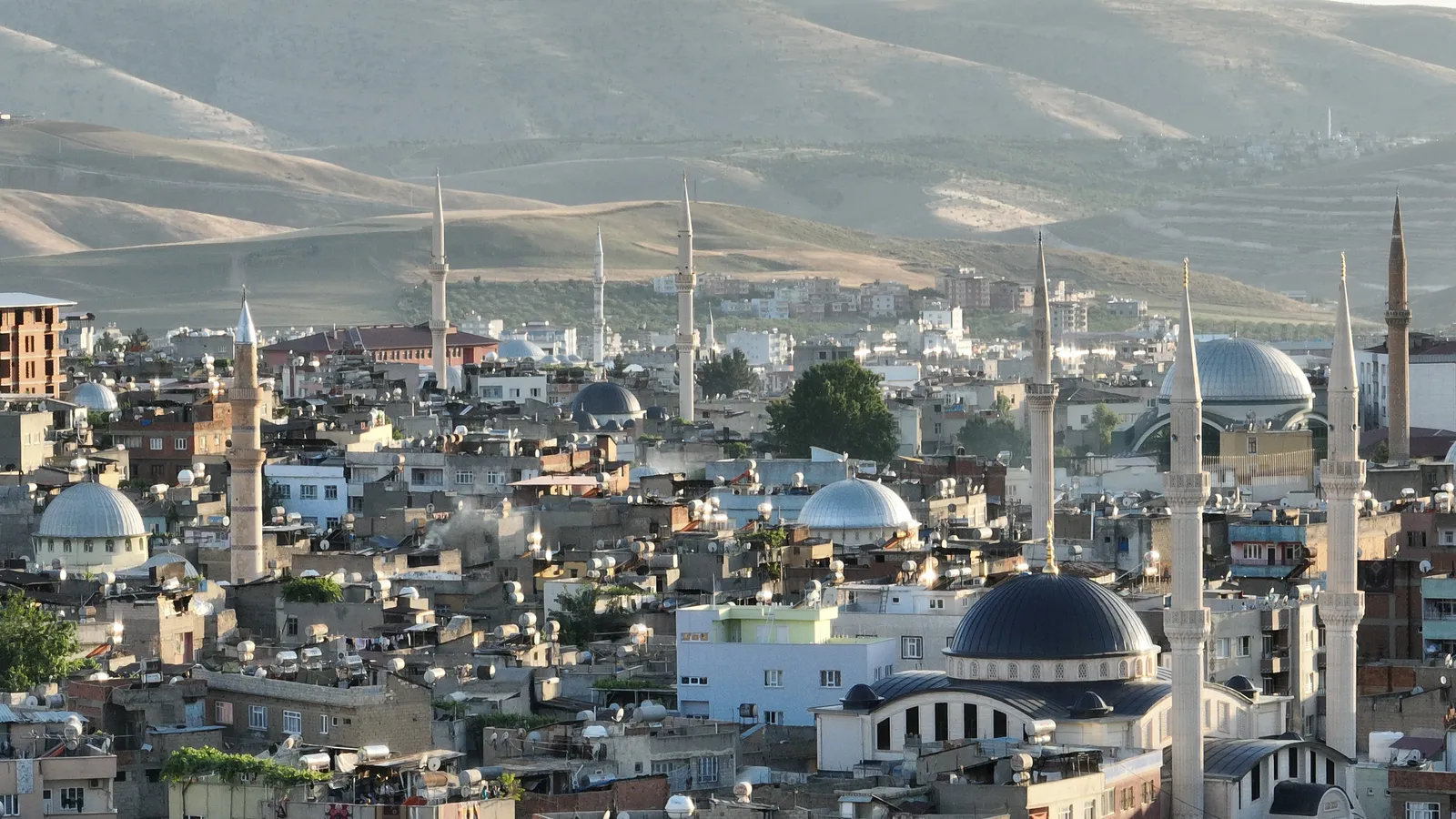 Sıcaklıklar Yeniden Artıyor: En Sıcak İl Diyarbakır, Urfa ve Siirt