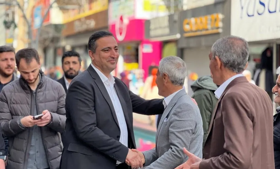Hüda Par’lı Vekil ‘Kendine’ Yürüdü