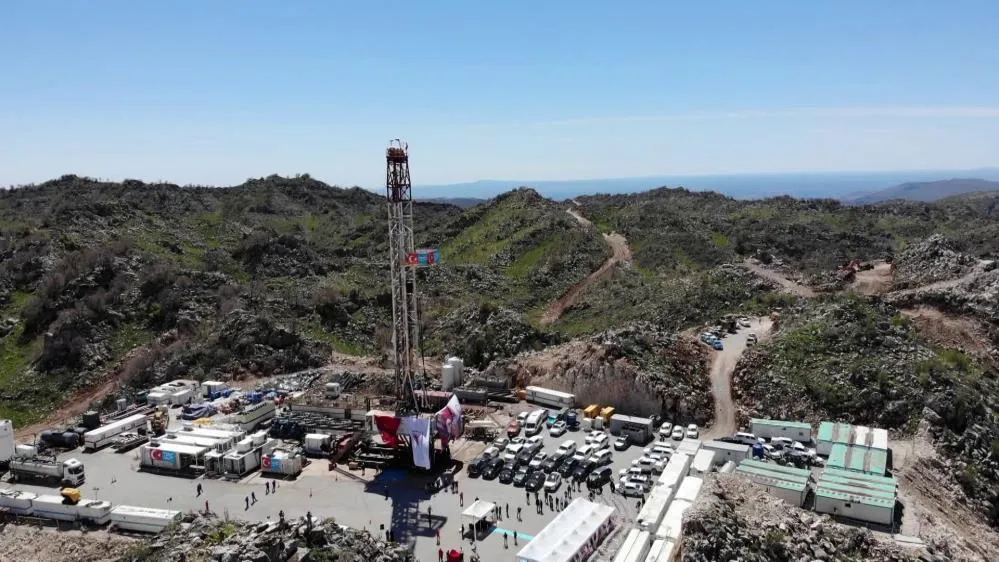 Gabar Petrolde Rekora Doymuyor