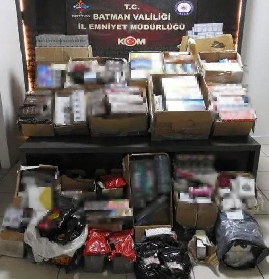 Kargo Firmasına Ait Kamyonda Kaçak Sigara Ele Geçirildi