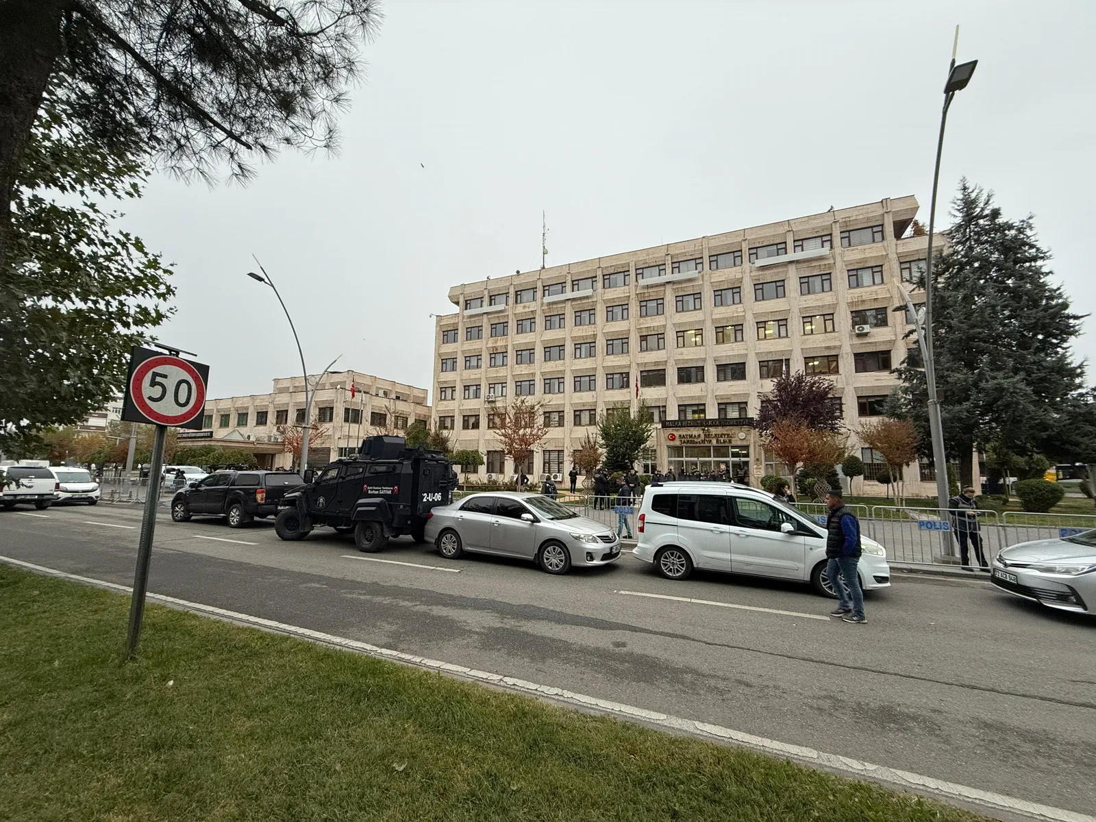 Batman’da Kayyuma Tepki Sürüyor