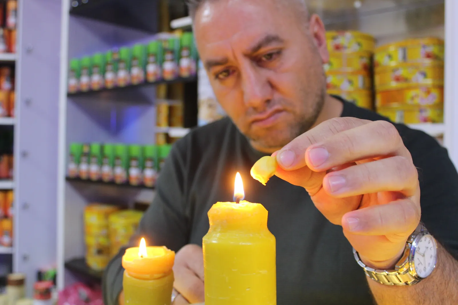 Siirt’te Arıların Ürettiği Bal Mumu Şifa Dağıtıyor