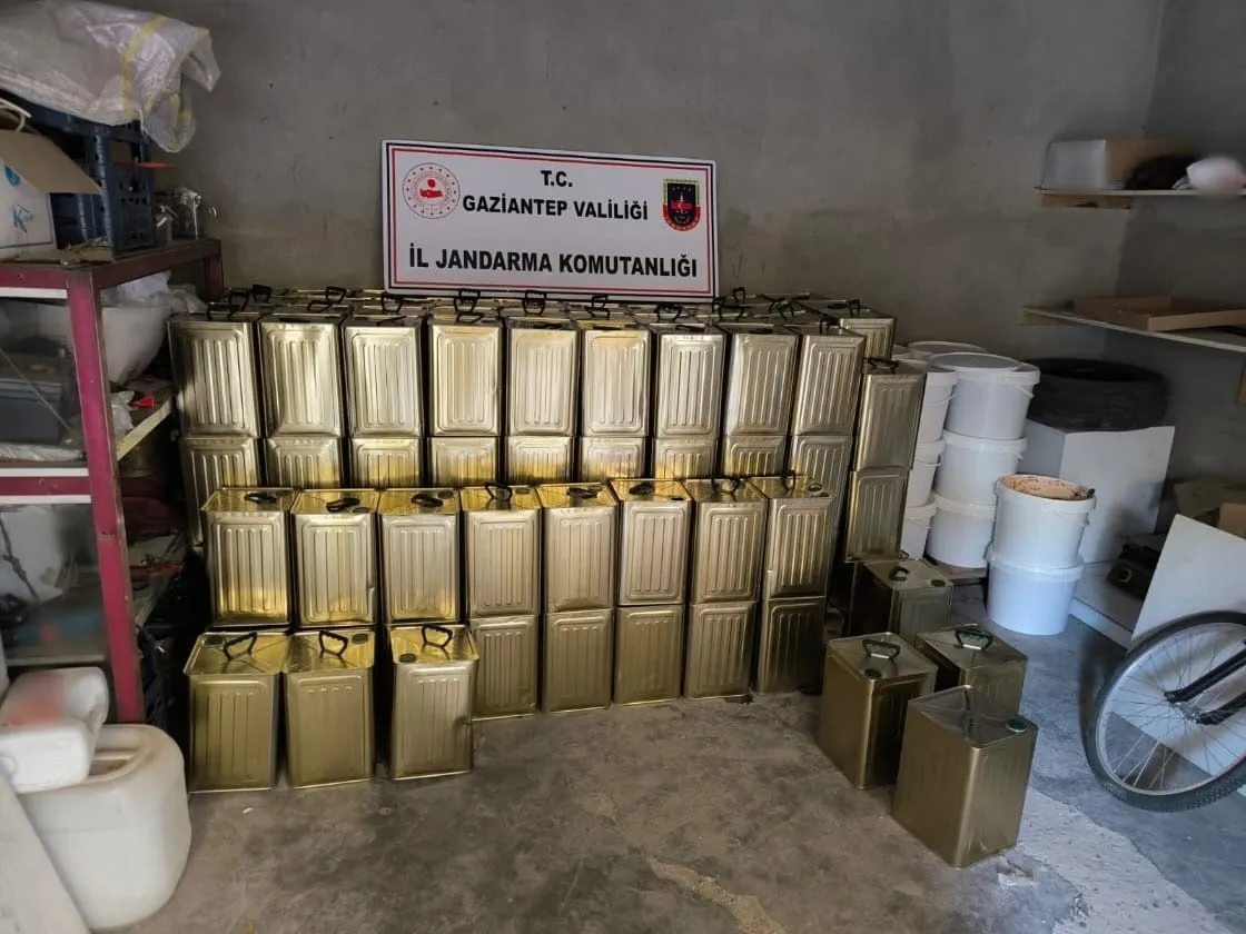 1 Milyon Lira Değerinde Sahte Zeytinyağı Ele Geçirildi