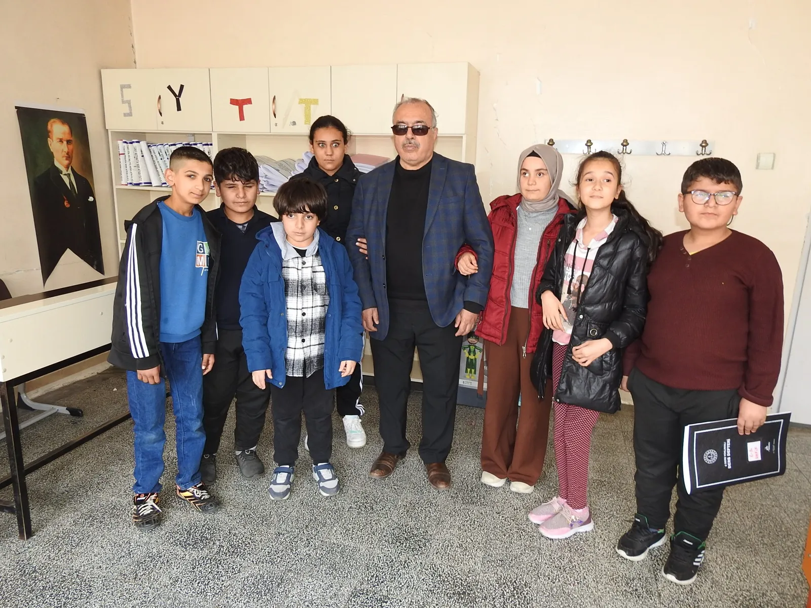 Mezunu Olduğu Okulda Kendisi Gibi Görme Engellilere 40 Yıldır Öğretmenlik Yapıyor