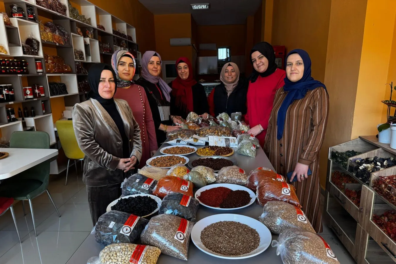 7 Kadın Girişimci Yöresel Gıda Ürünlerini Türkiye'nin Dört Bir Yanına Gönderiyor