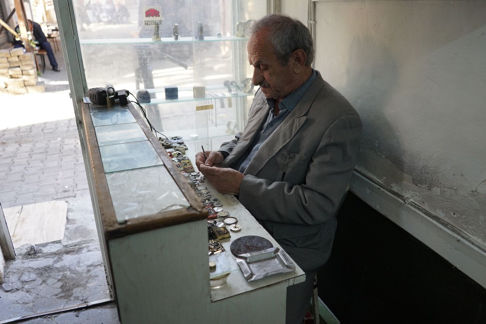 50 Yıldır Akrebi Yelkovanın Peşinden Koşturuyor