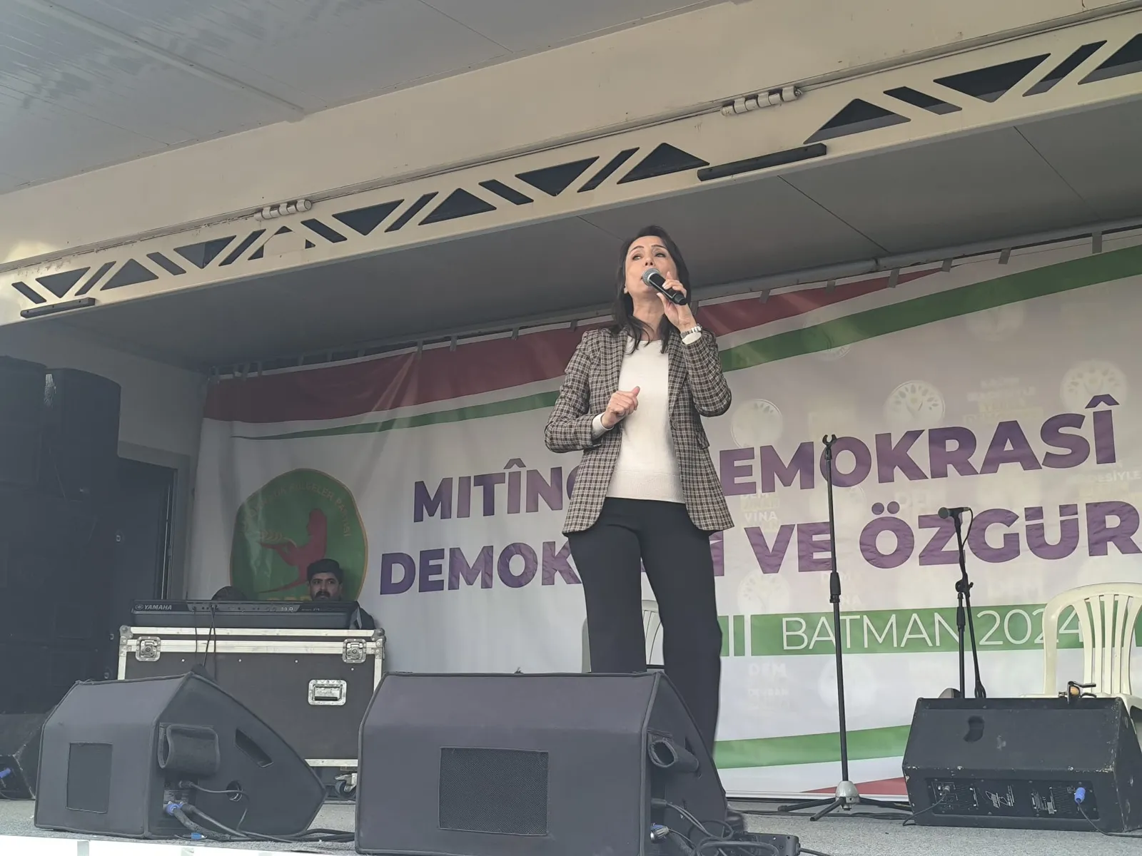 Hatimoğulları: “Kürt Sorununu Barışçıl ve Demokratik Yöntemlerle Çözelim”