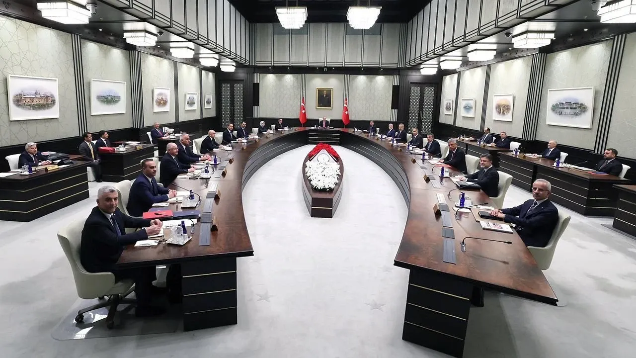 Emekli Zammı ve Asgari Ücrette Gözler Kabine’de