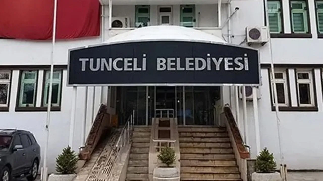 Tunceli Kayyumu Belediyenin Adını Değiştirdi