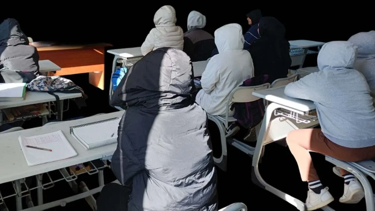 Diyarbakır’da Skandal! Kapşonlu Eğitim