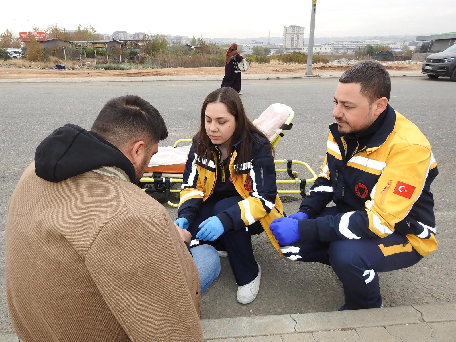 Ağabey Kardeş Hayat Kurtarmak İçin Saniyelerle Yarışıyor