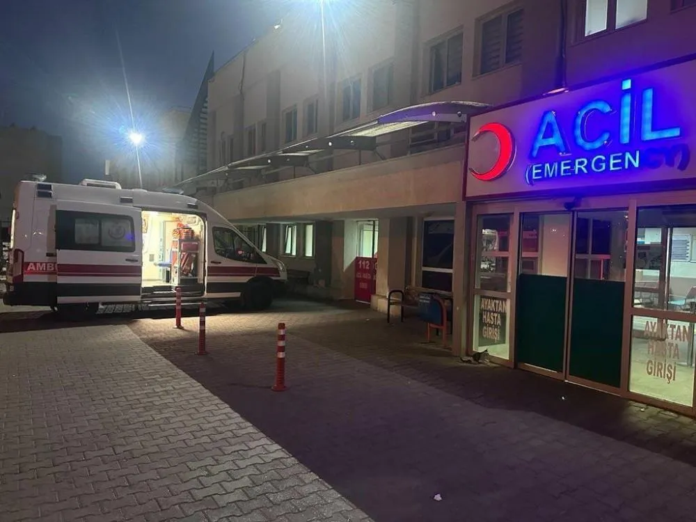 Siirt'te Köy Okulunda Sobayı Yakmaya Çalışan Öğretmen Yaralandı