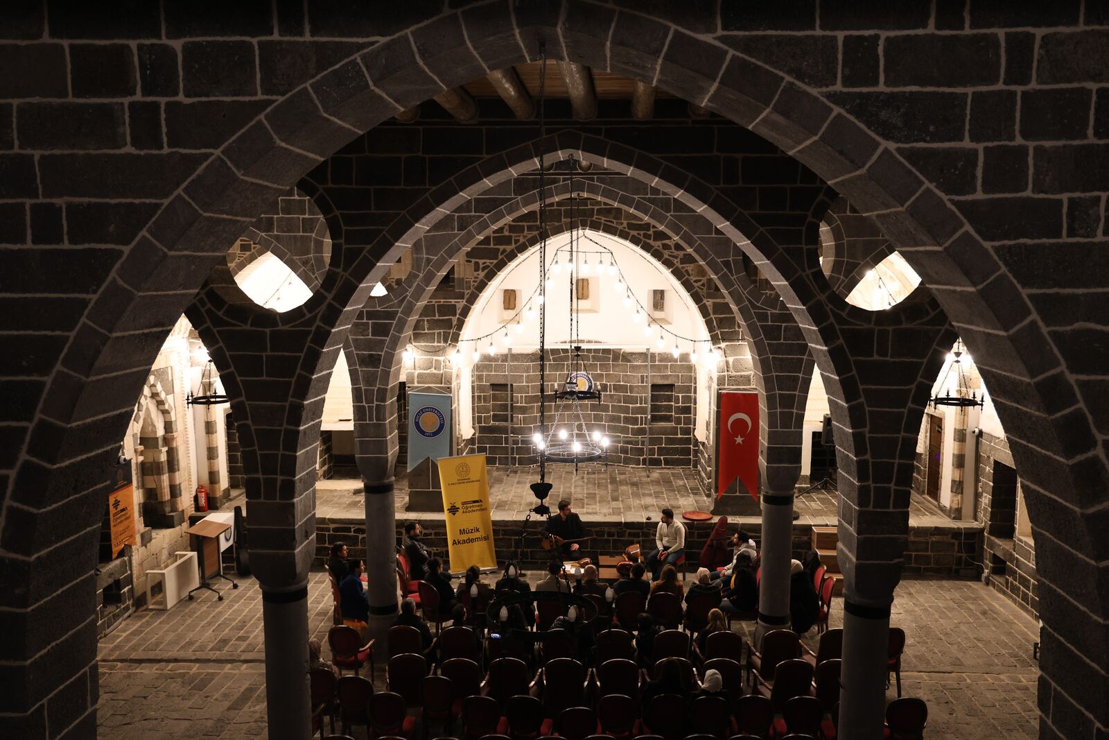 Diyarbakır’da Öğretmenler, Etkinliklerle Buluşturuluyor