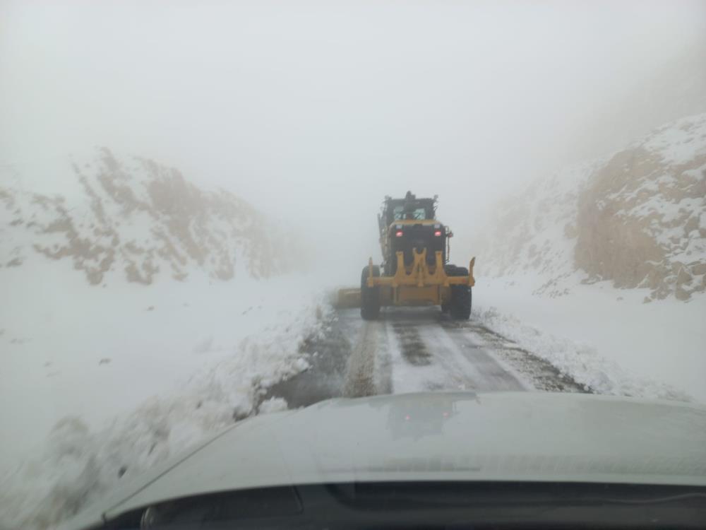 Siirt'te Kar Nedeniyle Kapalı Olan 28 Köy Yolu Ulaşıma Açıldı